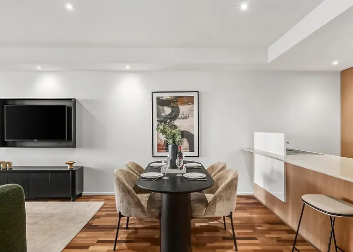 Family Hotel: Nolo Apartments Lonsdale St